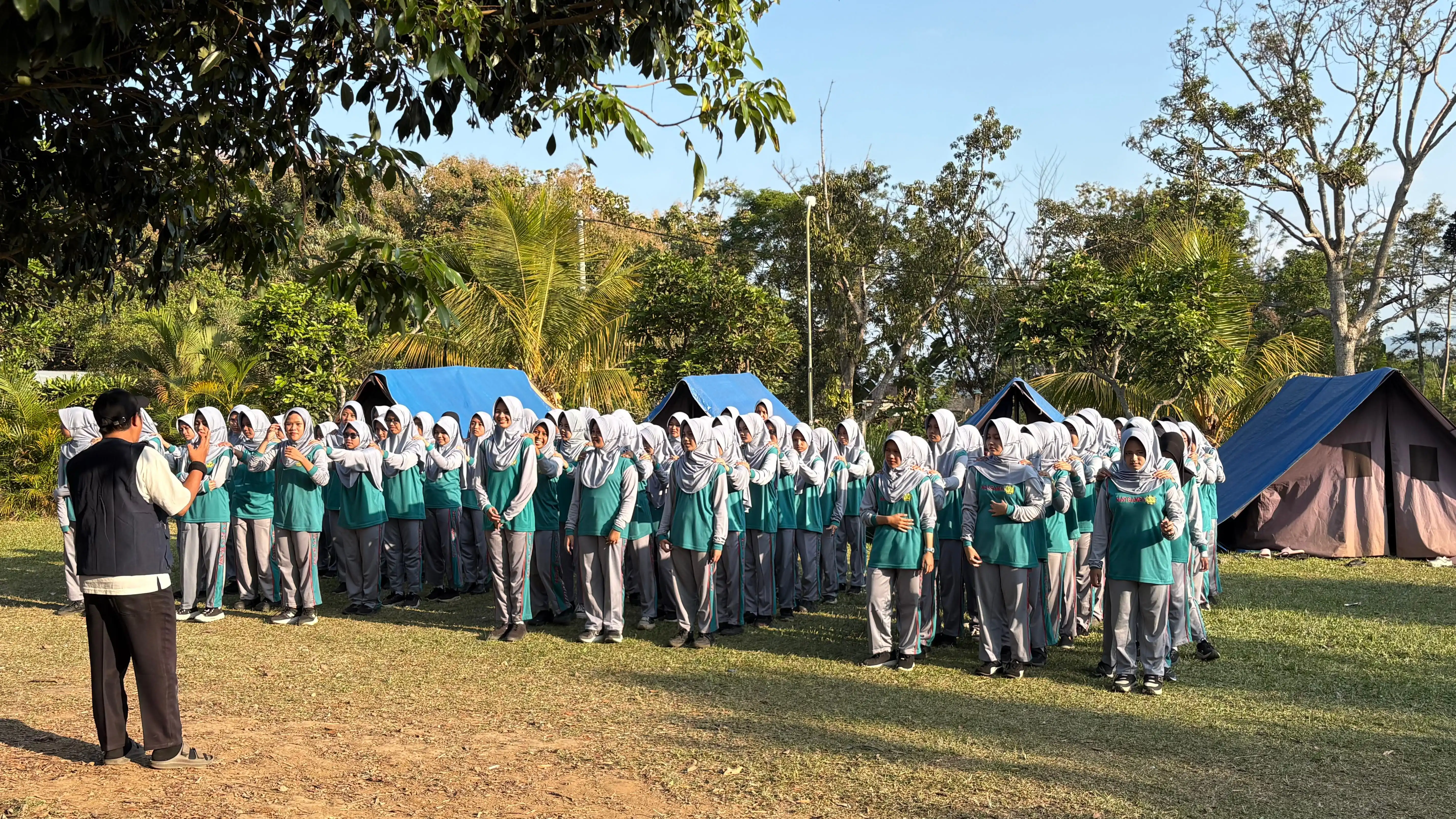 Character Building Siswa Kelas 8 dan 9 Tahun Pelajaran 2026/2027 - Foto 2