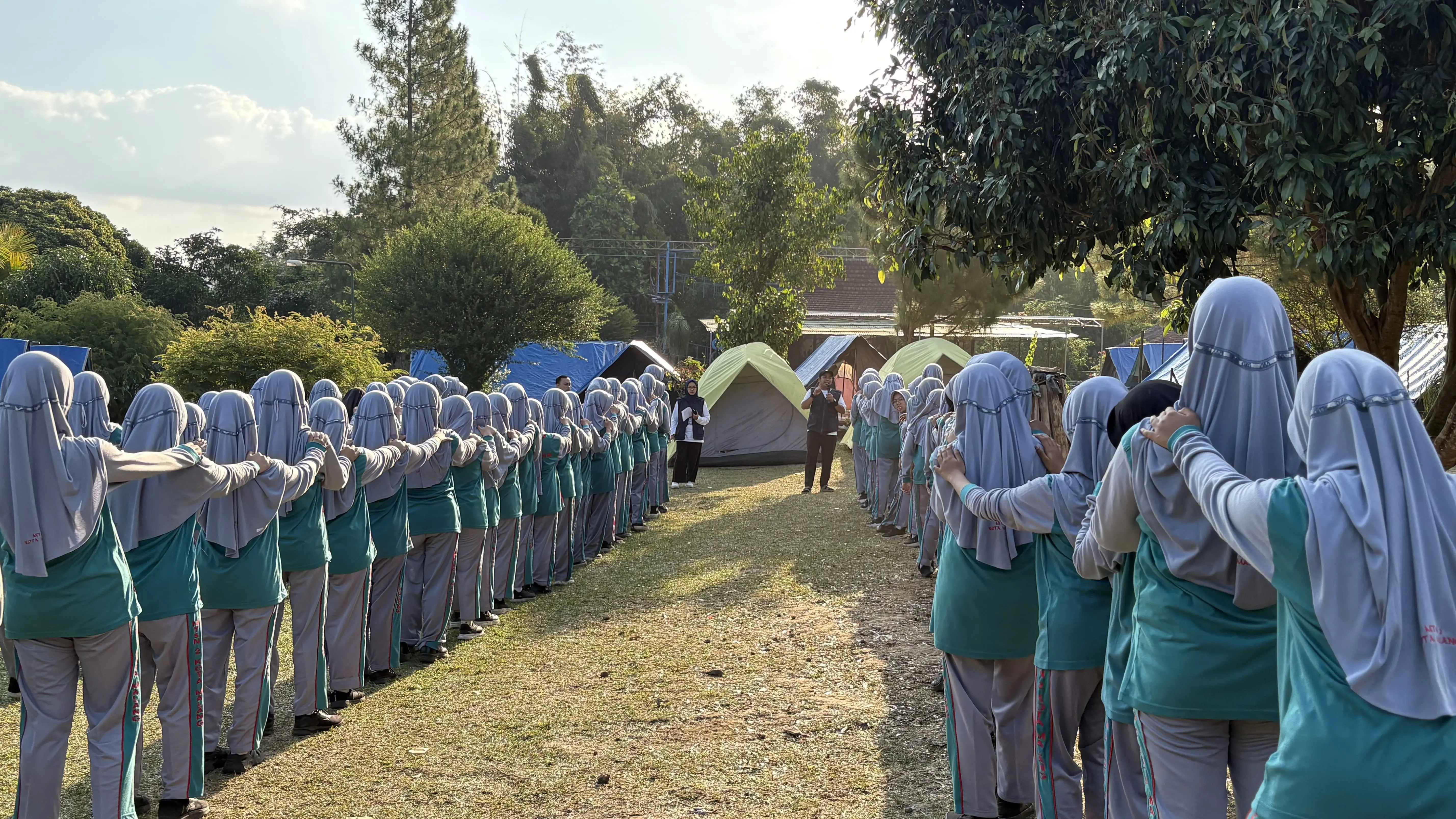 Character Building Siswa Kelas 8 dan 9 Tahun Pelajaran 2026/2027 - Foto 3