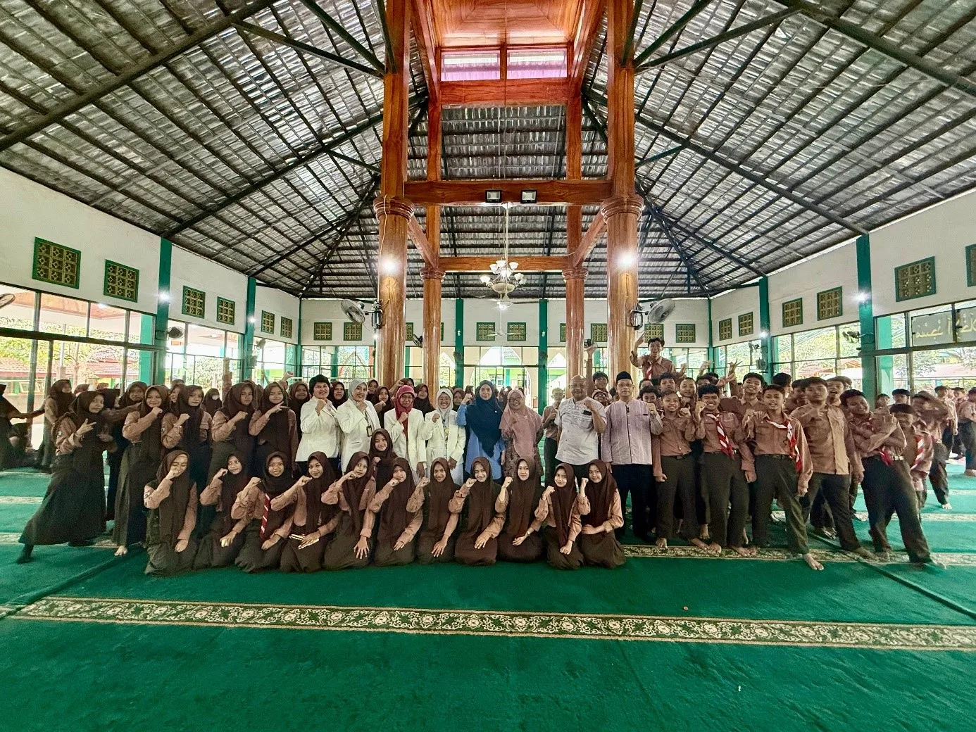 Cerdas Menggunakan Obat, MTsN 2 Kota Malang Perkuat Literasi Kesehatan Murid