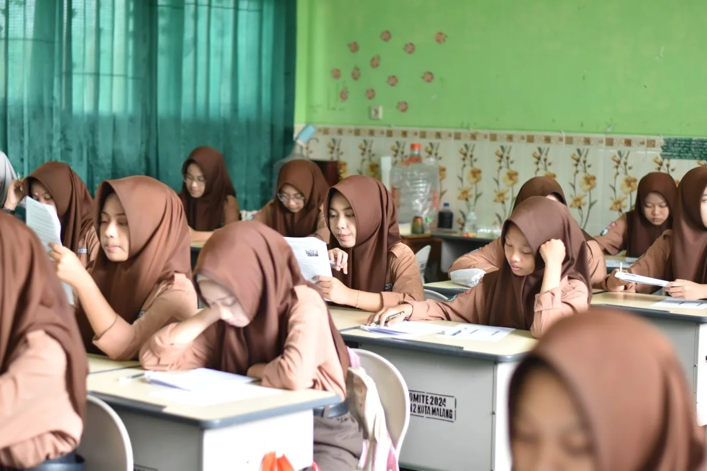 237 Murid MTsN 2 Kota Malang Ikuti International Kangaroo Science Competition 2026