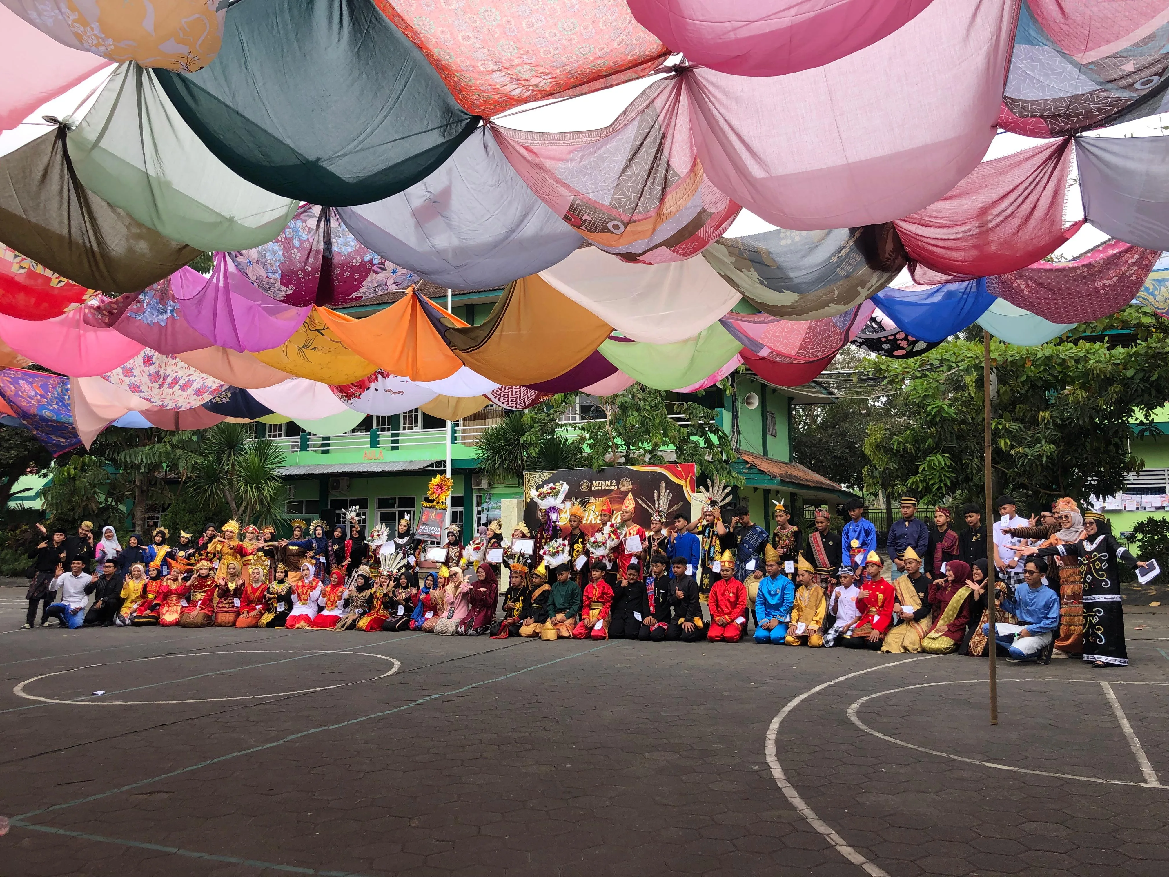 Bulan Bahasa 2026 MTsN 2 Kota Malang Apresiasi Duta Madrasah, Karya, dan Kreativitas Murid
