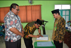 Serah Terima Jabatan Komite MTsN 2 Kota Malang