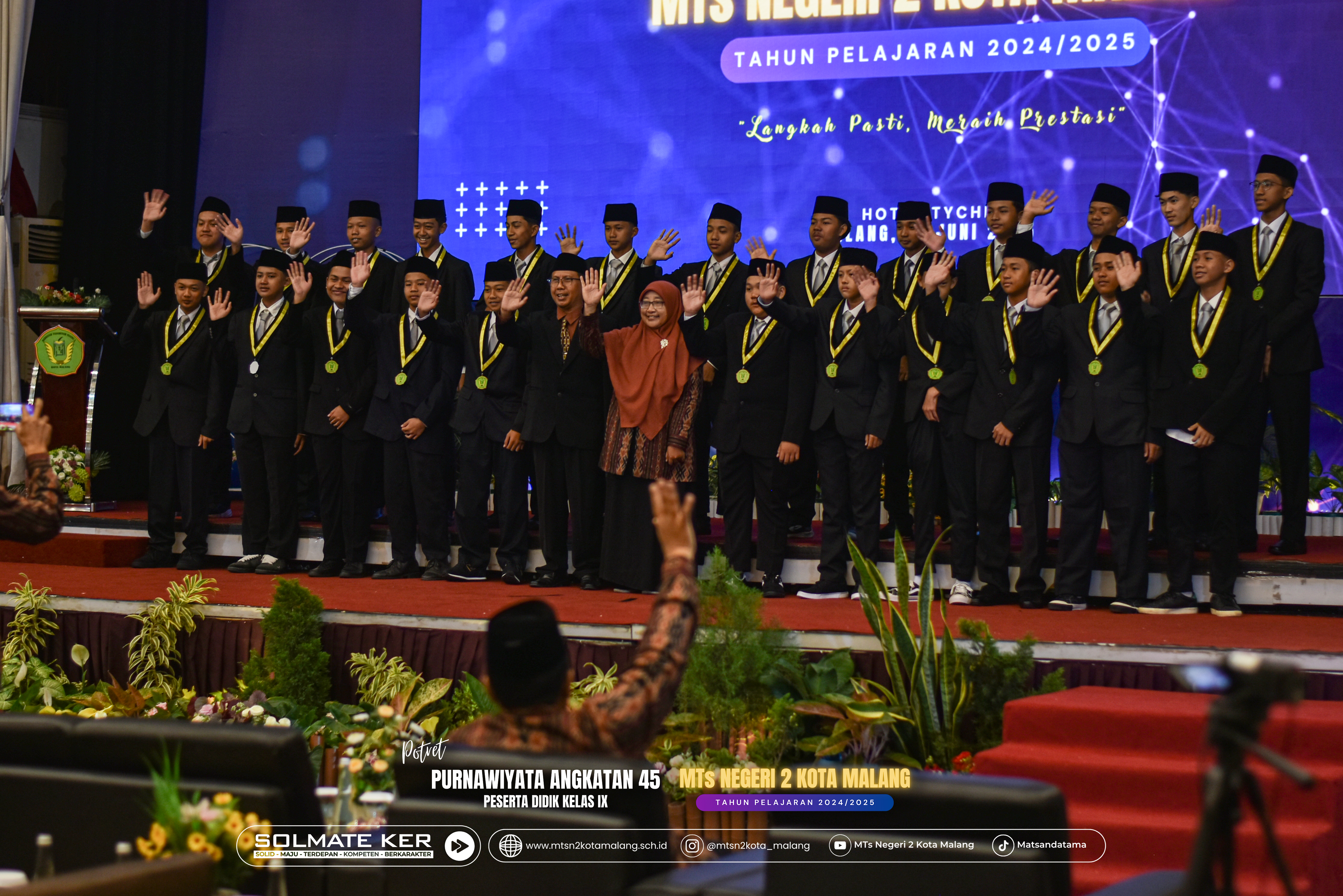 Purnawiyata MTsN 2 Kota Malang Angkatan 45 Melangkah Pasti, Meraih Prestasi dengan Doa dan Haru