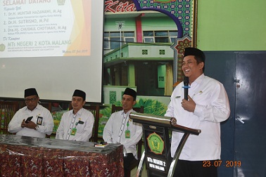 H. Muhtar Hazawawi Tumbuhkan Sinergi Positif di MTsN 2 Kota Malang