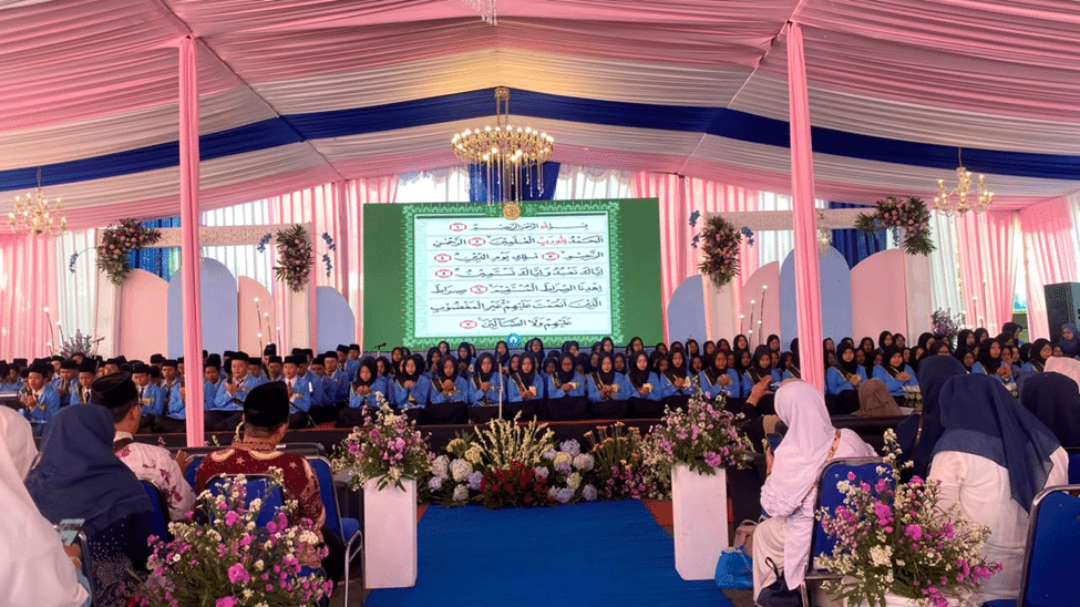 Menumbuhkan Generasi Cinta Al-Qur’an: 218 Siswa MTsN 2 Kota Malang Ikuti Khotmul Qur’an dan Imtihan Metode Ummi