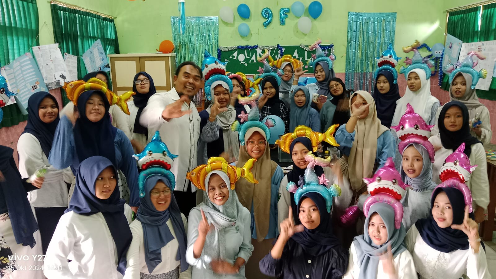 Merajut Kreativitas di Galeri Cerpen MTSN 2 Kota Malang