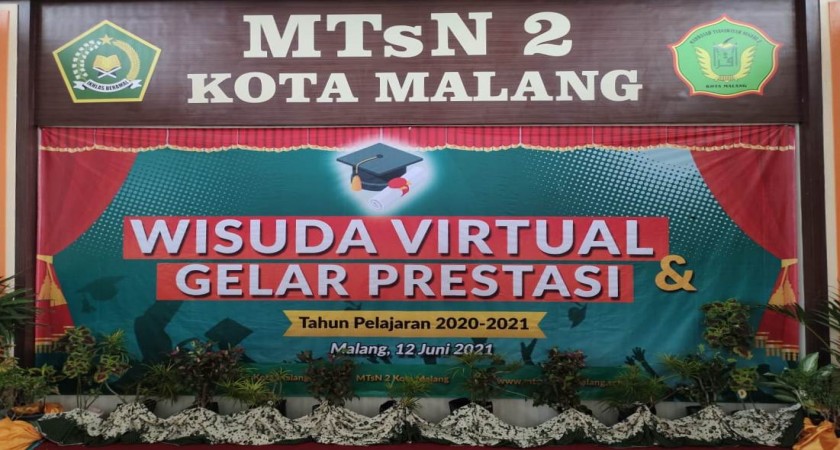 Wisuda Virtual dan Gelar Prestasi MTsN 2 Kota Malang Bertabur Bintang