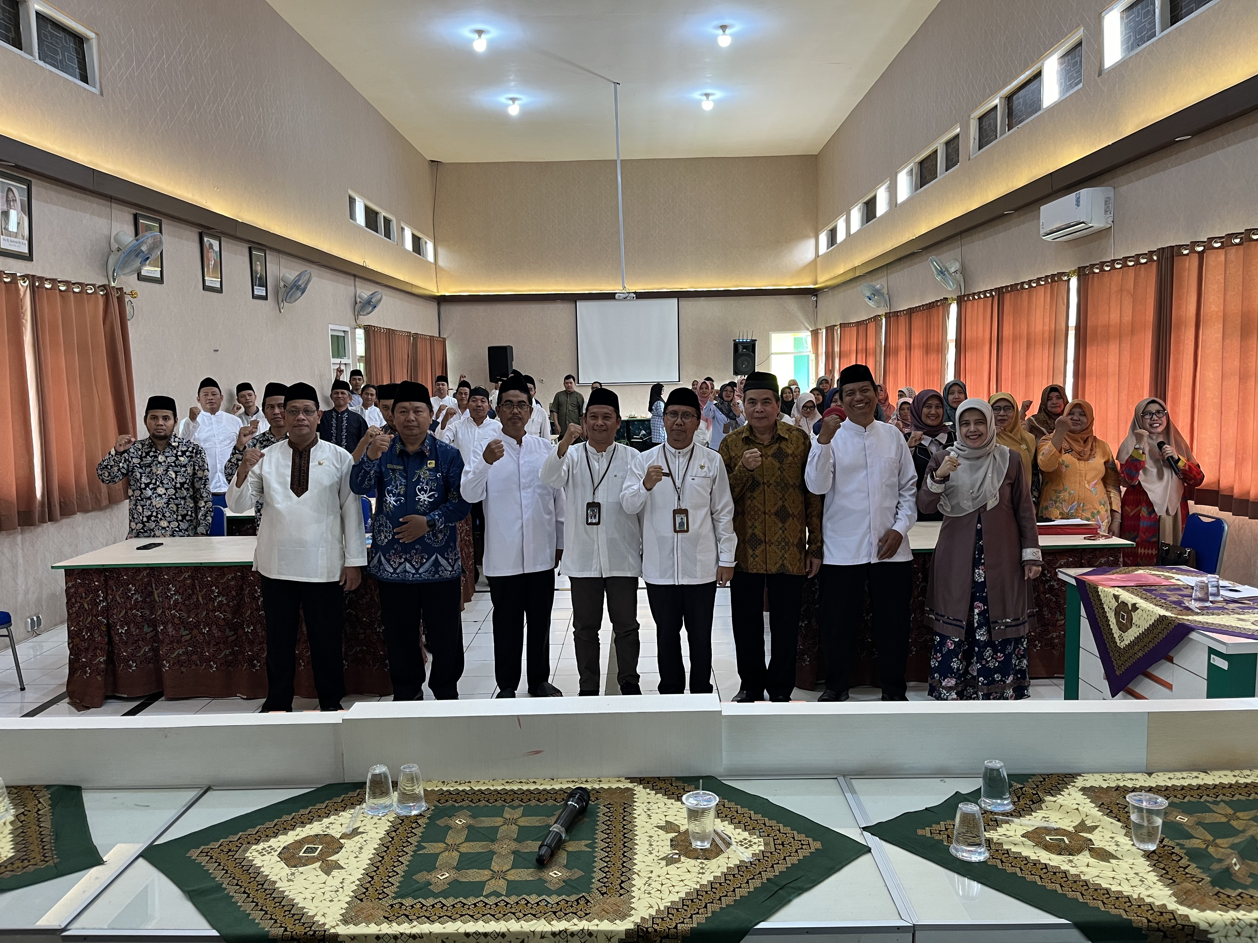 Bimbingan Bimas Kementerian Agama Kota MalangOptimalkan Layanan Keluarga Sakinah di MTsN 2 Kota Malang
