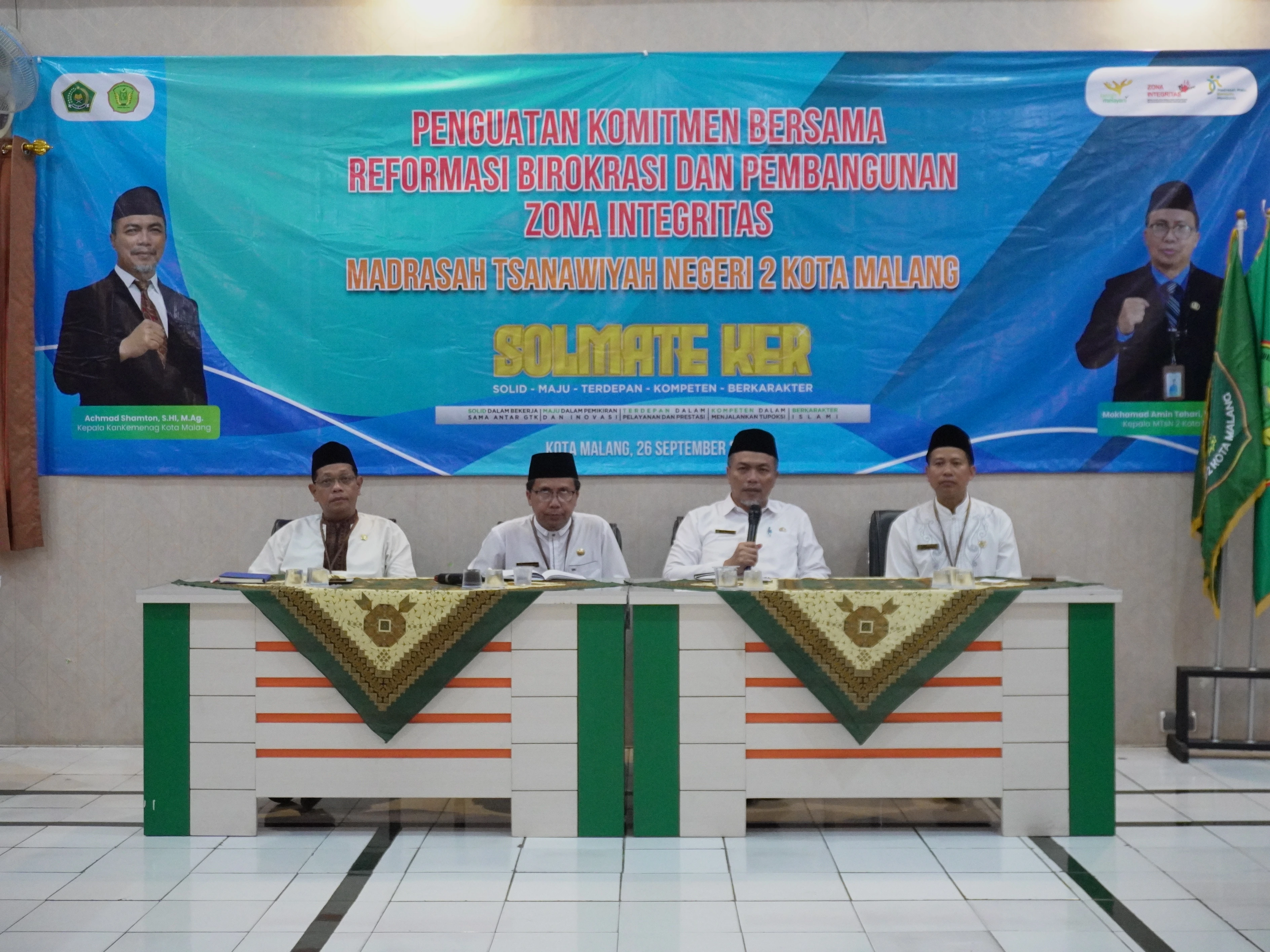 MTsN 2 Kota Malang Teguhkan Komitmen Zona Integritas, Kukuhkan Agen Perubahan