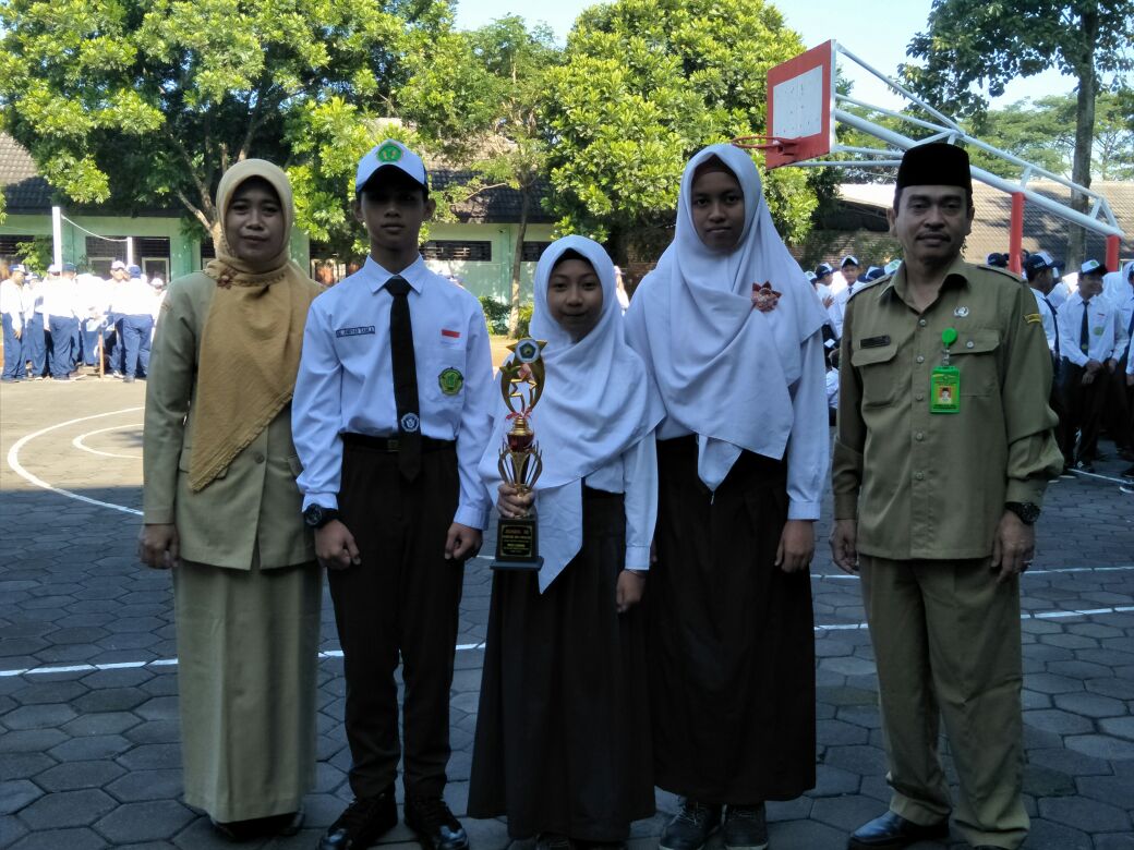 JUARA III OLIMPIADE MIPA SMAISTAR TINGKAT SMP/MTs SE-MALANG RAYA TAHUN 2018