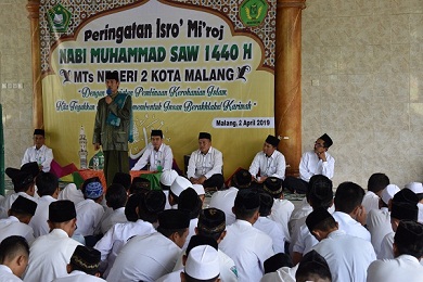MTsN 2 Kota Malang Petik Tausiah Isra Miraj
