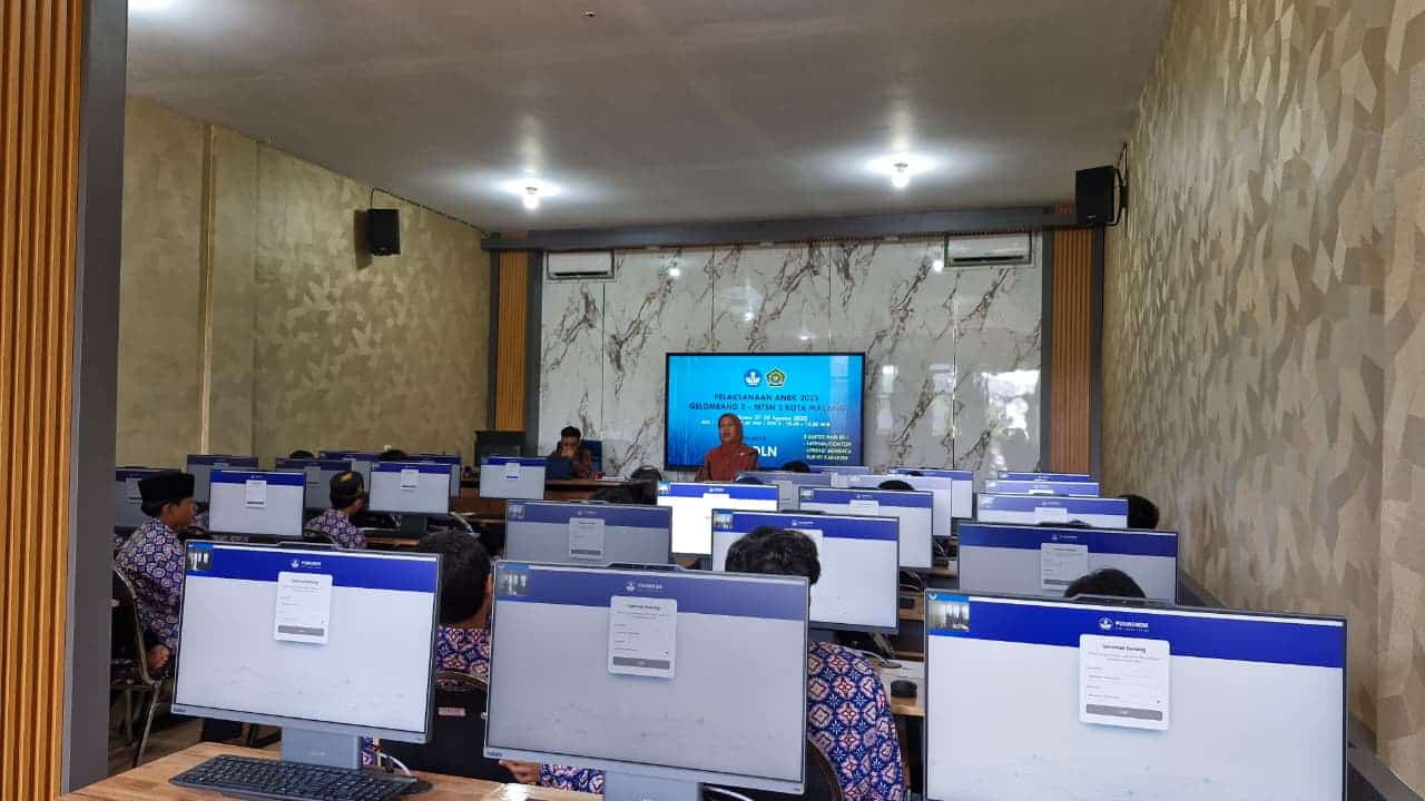 Kesiapan Penuh, MTsN 2 Kota MalangSukses Gelar ANBK Tahun Ajaran 2025-2026