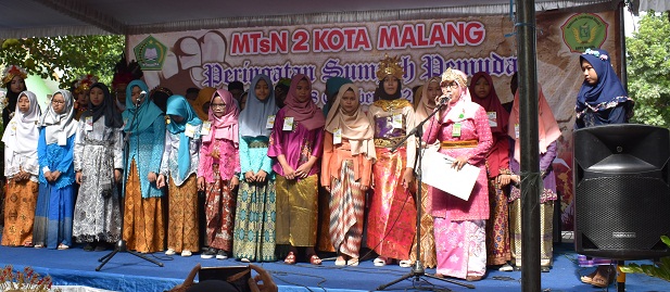 Semarak Bulan Bahasa MTsN 2 Kota Malang