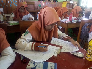 MTsN 2 Kota Malang Ikuti Try Out Bimbel Ilhami